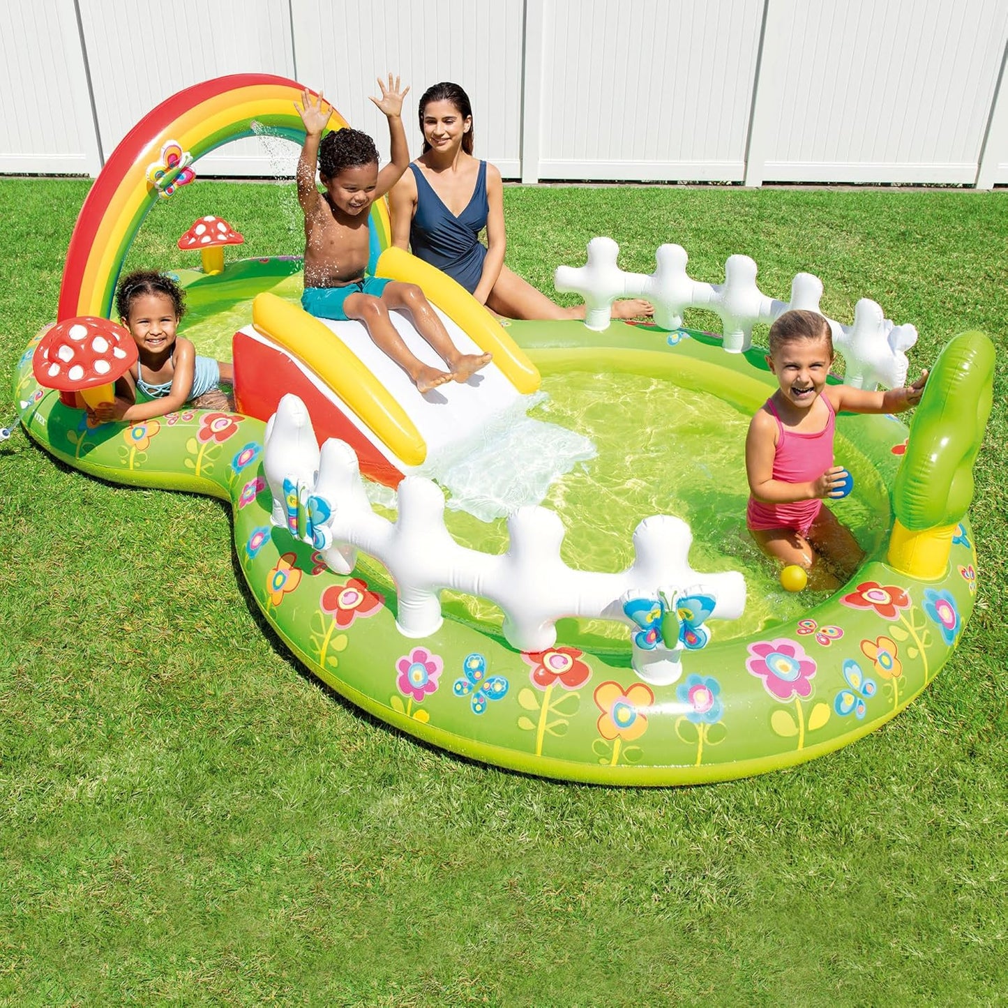 Intex My Garden Speelzwembad – Opblaasbaar Kinderzwembad met Glijbaan, Bloemenfontein & Speelfiguren – 290x180x104 cm