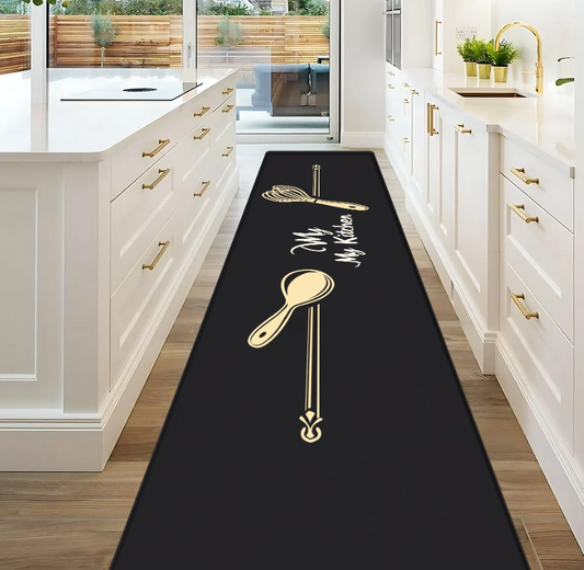 "My Kitchen" Keukenmat – Wasbaar, Antislip Vloerkleed met Gouden Keukengerei – Zacht Polyester